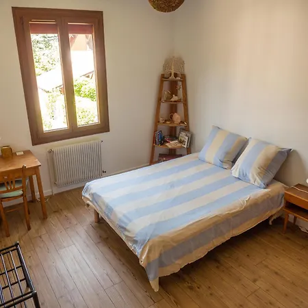 House With Garden And Parking 1 Min From Grenoble Holiday home Fontaine (Rhone-Alps)