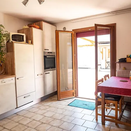 House With Garden And Parking 1 Min From Grenoble *