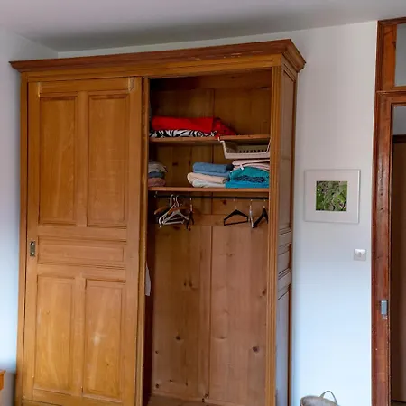 House With Garden And Parking 1 Min From Grenoble Fontaine (Rhone-Alps)
