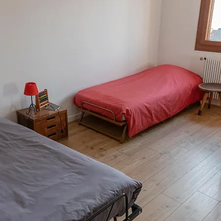 House With Garden And Parking 1 Min From Grenoble Holiday home Fontaine (Rhone-Alps)