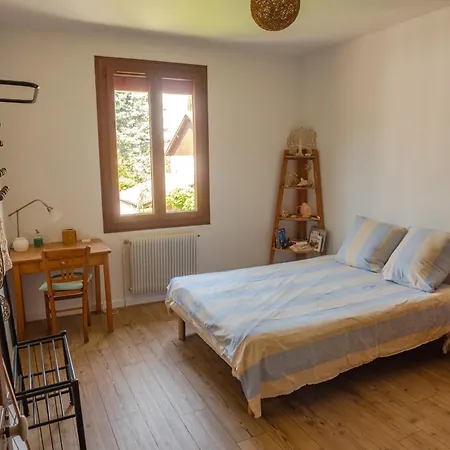 House With Garden And Parking 1 Min From Grenoble *
