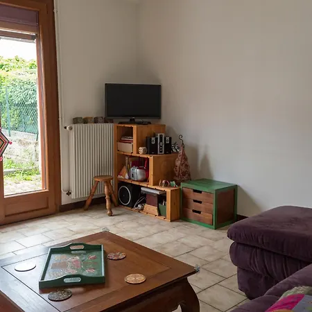 House With Garden And Parking 1 Min From Grenoble Fontaine (Rhone-Alps)